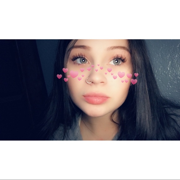 Meet your Posher, Maranda - Picture 1 of 1